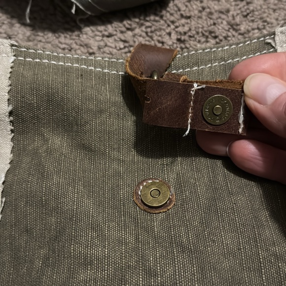 NWT-Shabby Chic Cloth Exterior Patchwork Crossbody Bag-Tan/Olive-Brown Trim - Picture 4 of 16